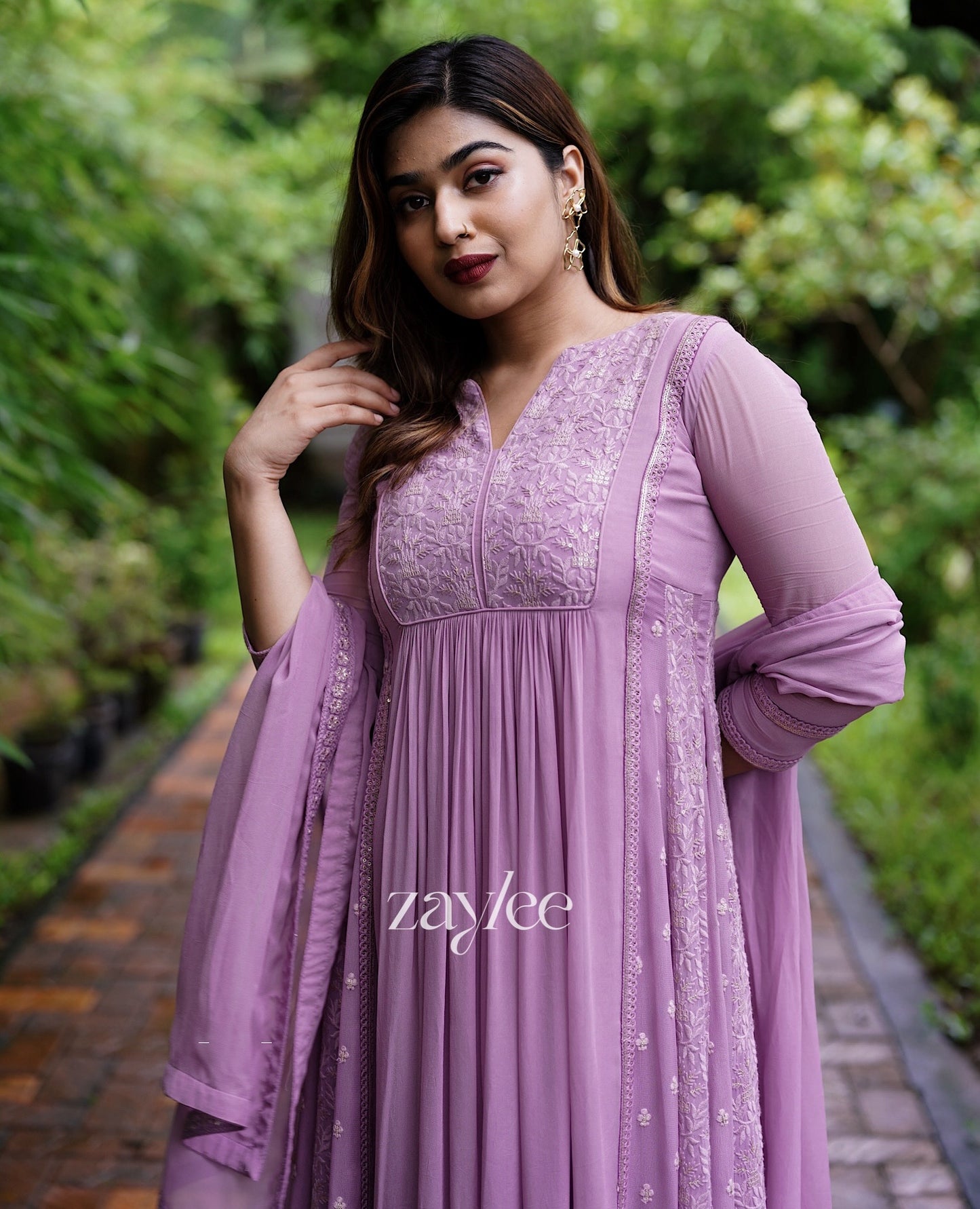 Lavender Side Panelled Embroidered Kurta