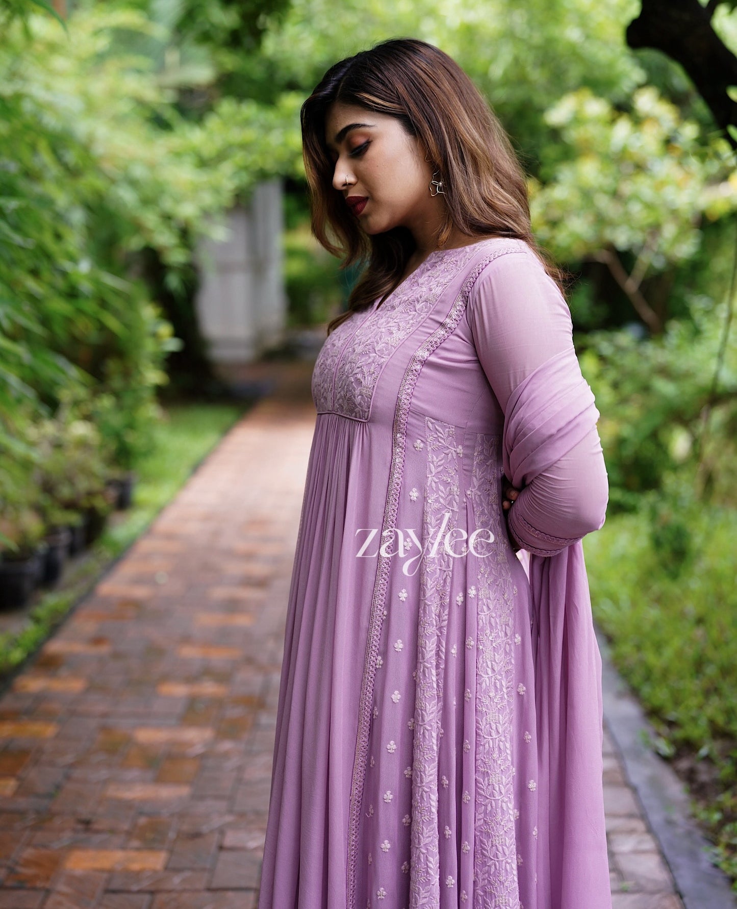 Lavender Side Panelled Embroidered Kurta