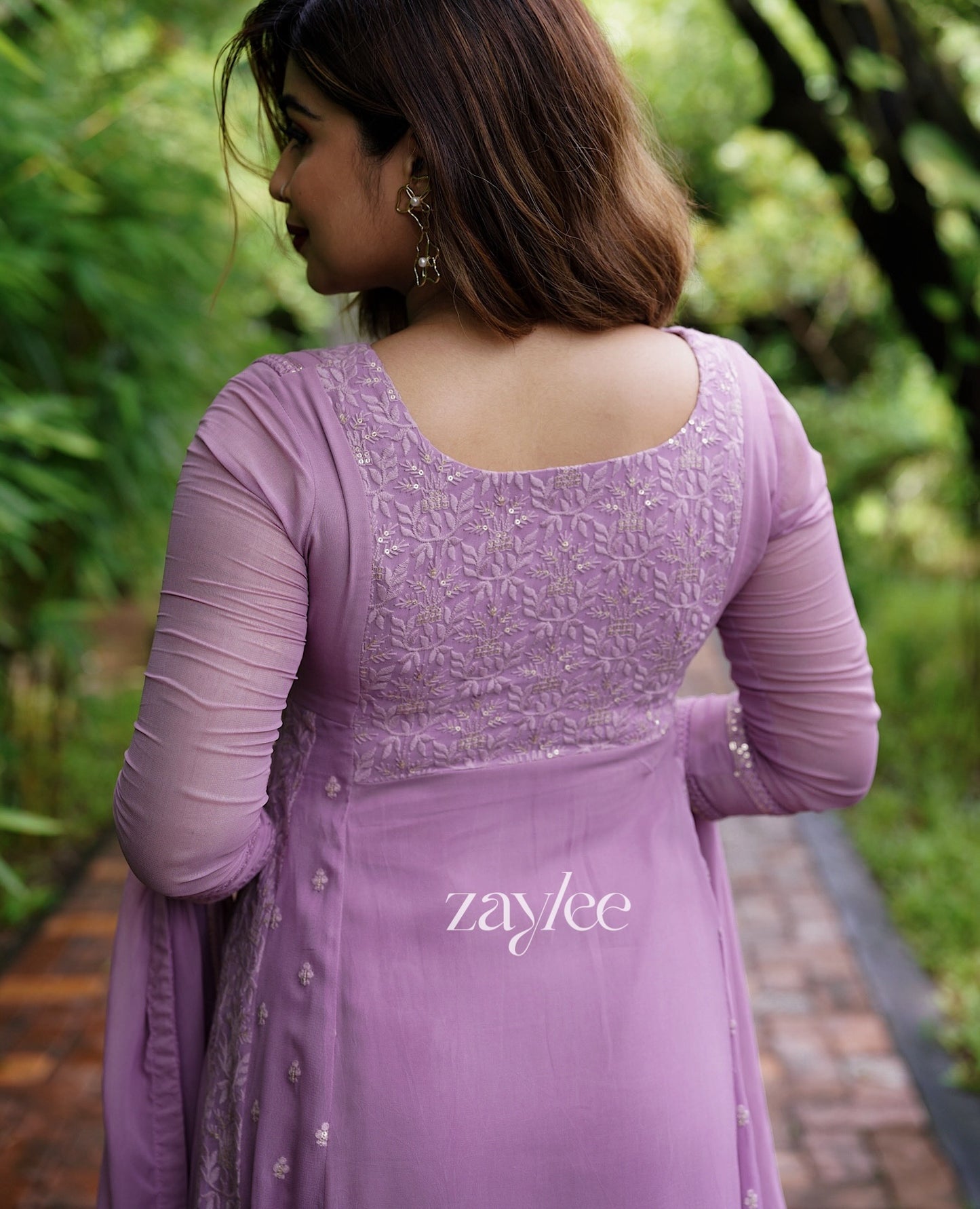 Lavender Side Panelled Embroidered Kurta