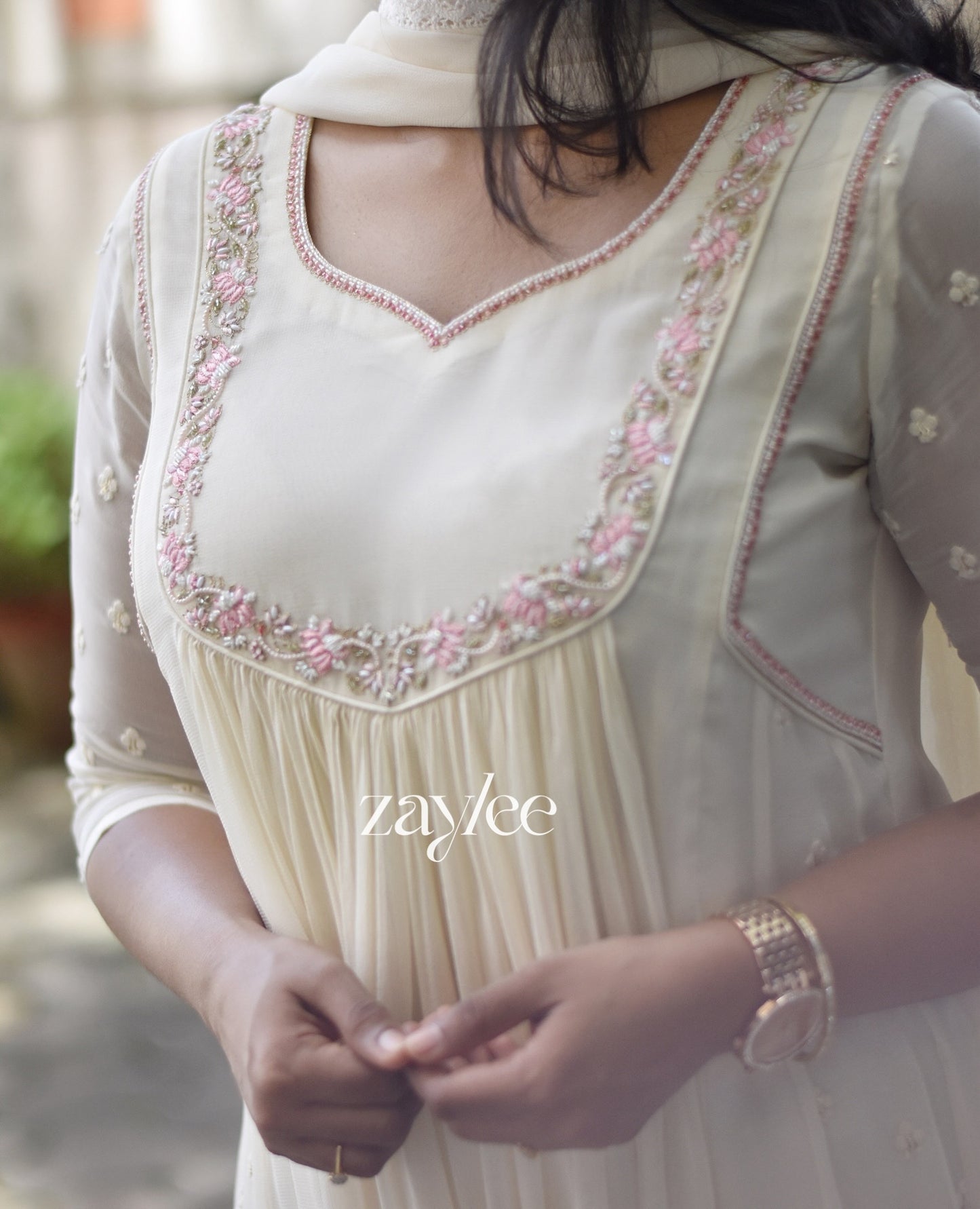 Cream Gathered Side Panelled Embroidered Kurta